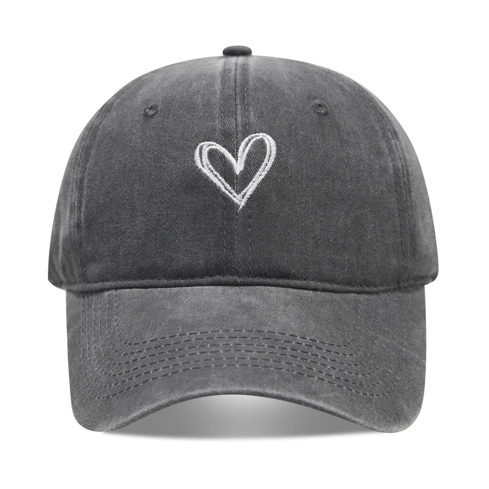 Artistic Small Love Embroidered Soft Top Fashion Cap Women's Summer Outdoor Simple Washed Baseball Cap