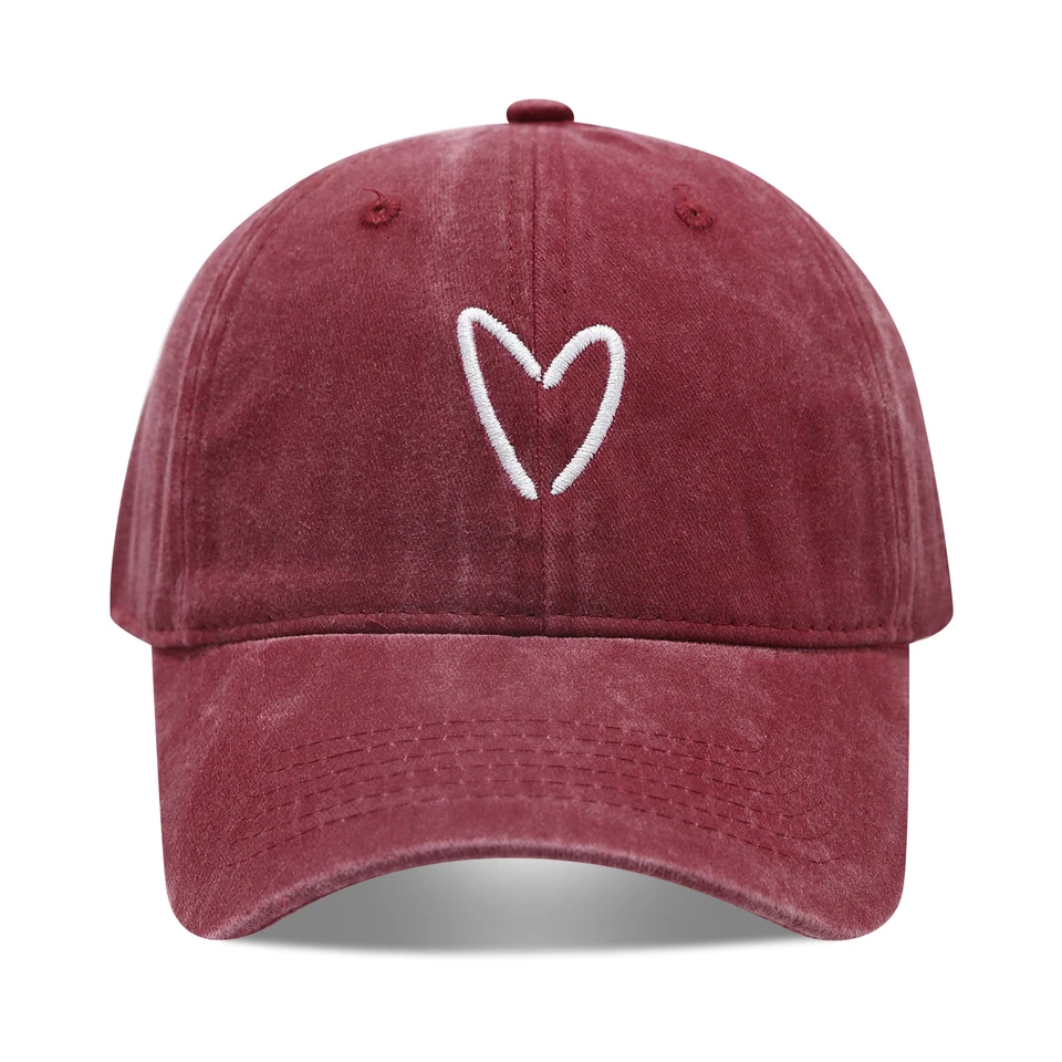 Artistic Small Love Embroidered Soft Top Fashion Cap Women's Summer Outdoor Simple Washed Baseball Cap