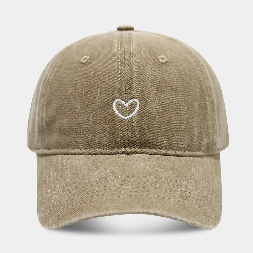 Artistic Small Love Embroidered Soft Top Fashion Cap Women's Summer Outdoor Simple Washed Baseball Cap