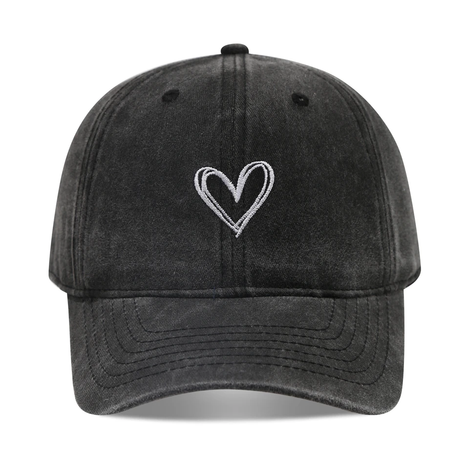 Artistic Small Love Embroidered Soft Top Fashion Cap Women's Summer Outdoor Simple Washed Baseball Cap