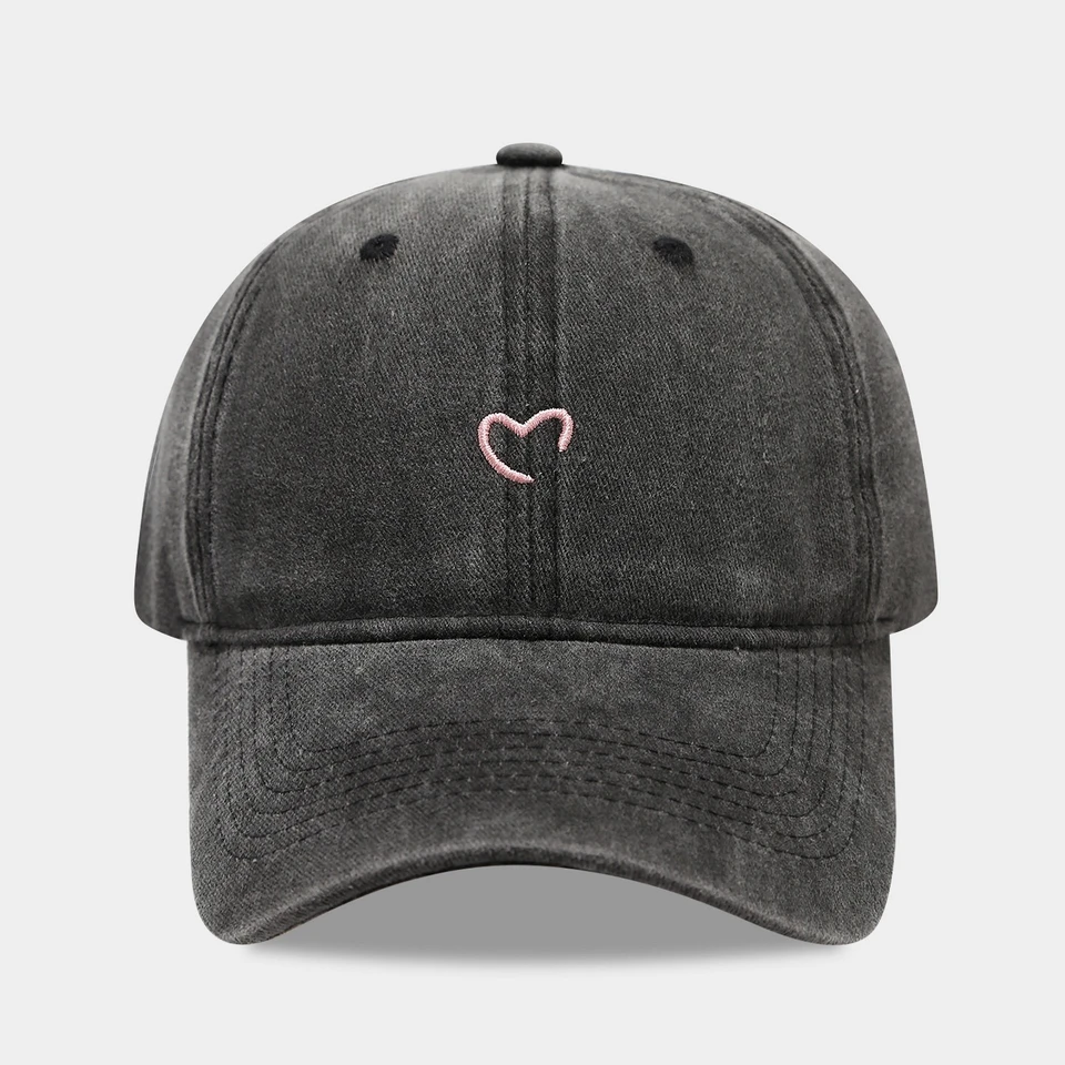 Artistic Small Love Embroidered Soft Top Fashion Cap Women's Summer Outdoor Simple Washed Baseball Cap
