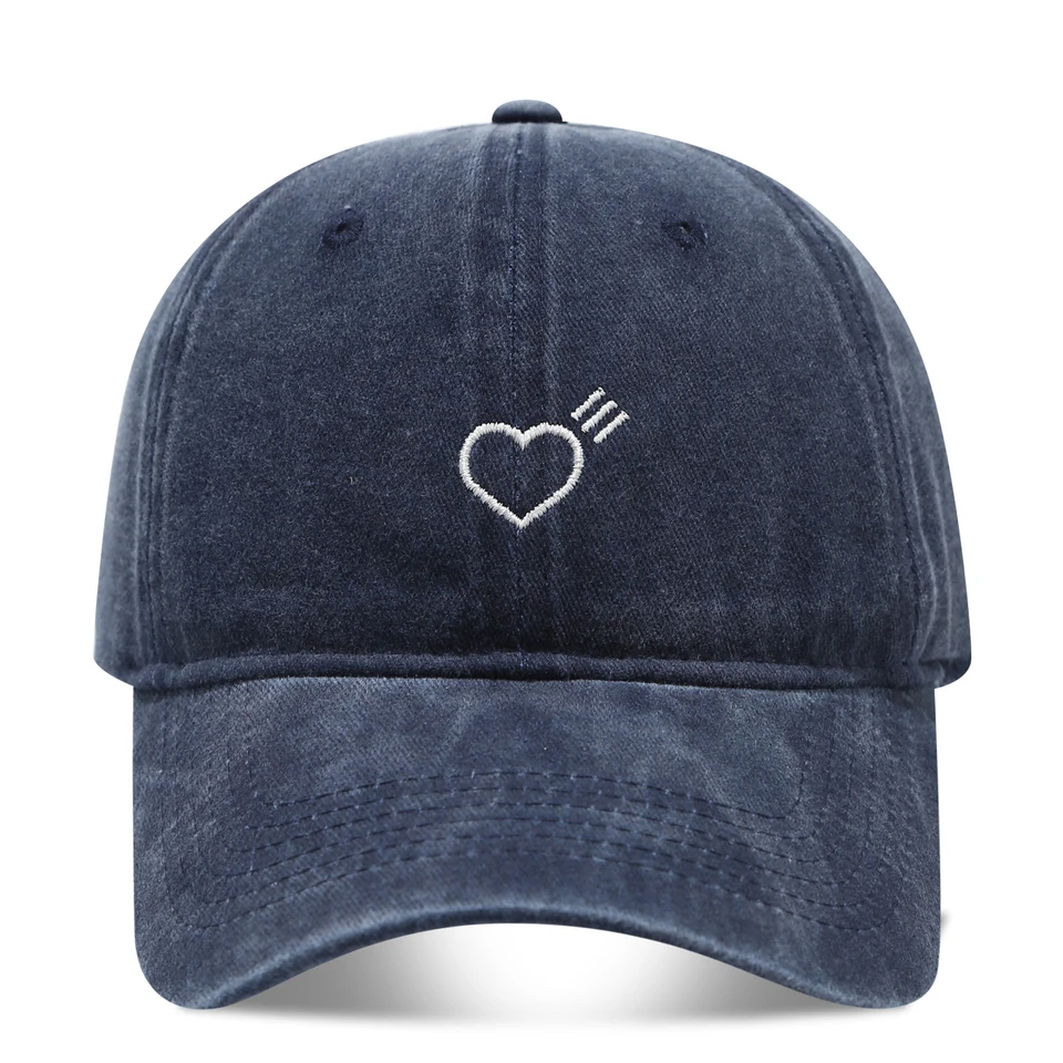 Artistic Small Love Embroidered Soft Top Fashion Cap Women's Summer Outdoor Simple Washed Baseball Cap
